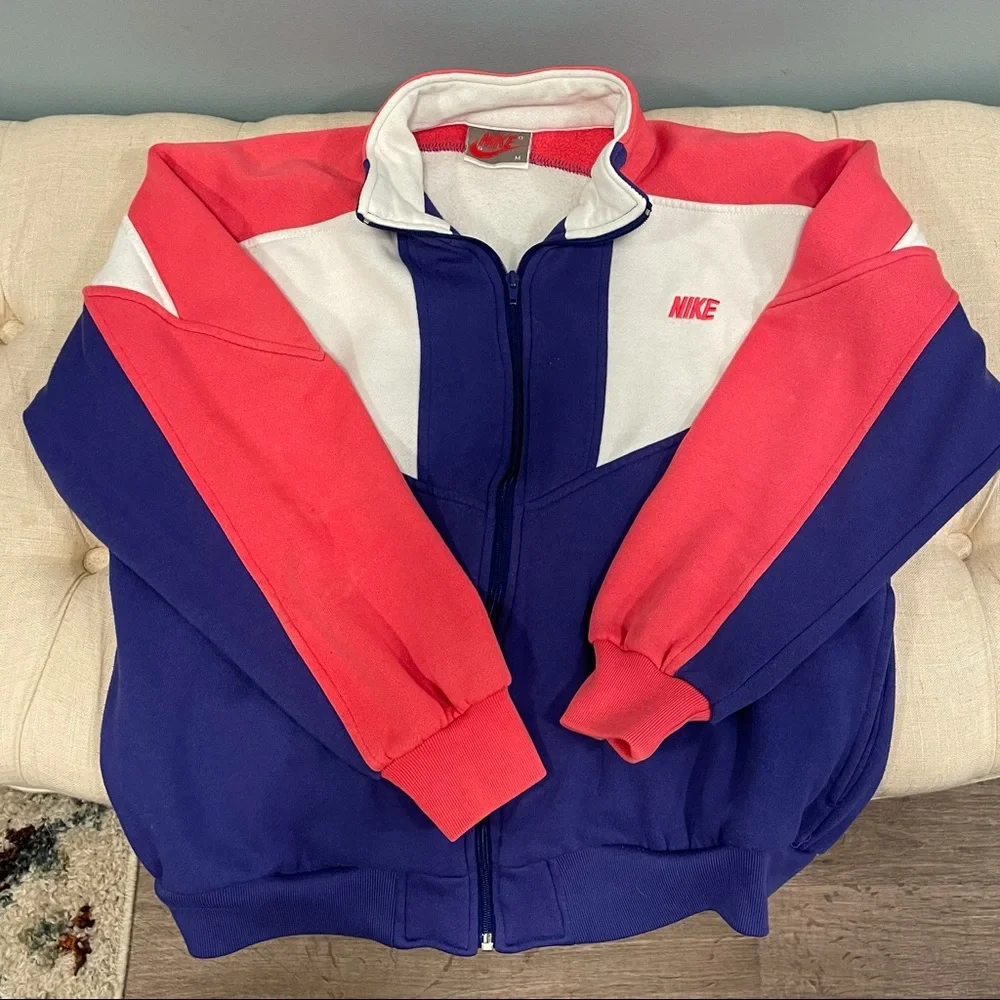 Nike! Vintage long sleeve pink & purple zip up sweatshirt size medium!